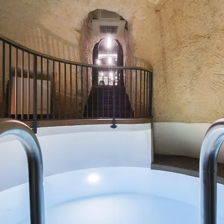 Hotel La Falconeria La Valette