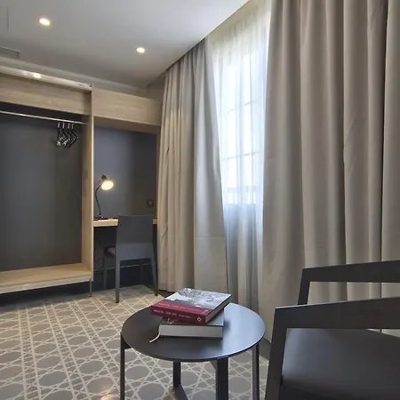 Hotell La Falconeria Valletta