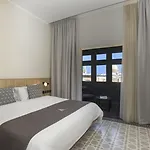 La Falconeria 4*