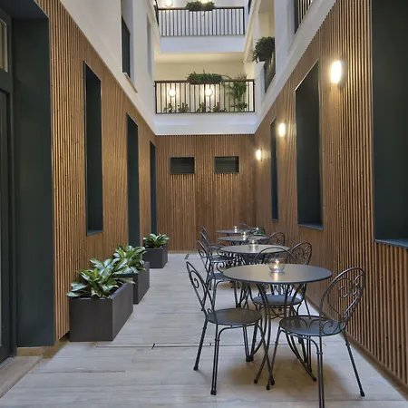 La Falconeria Hotell