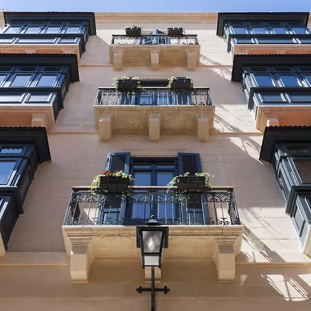 La Falconeria Valletta