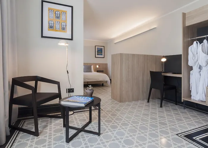 Hotell La Falconeria