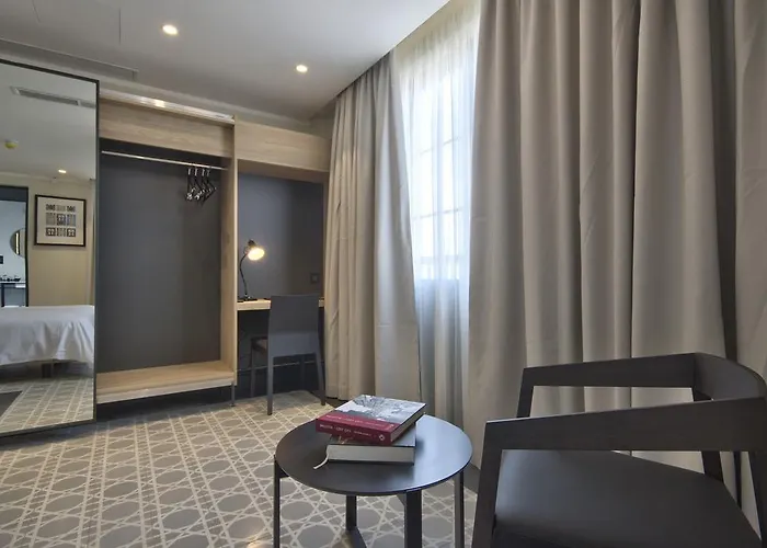 Hotel La Falconeria Valletta