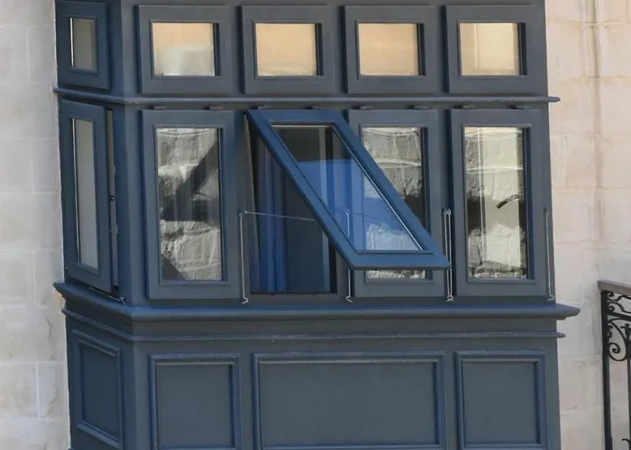 Otel La Falconeria 4*